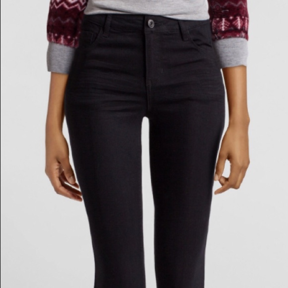Black skinny jeans